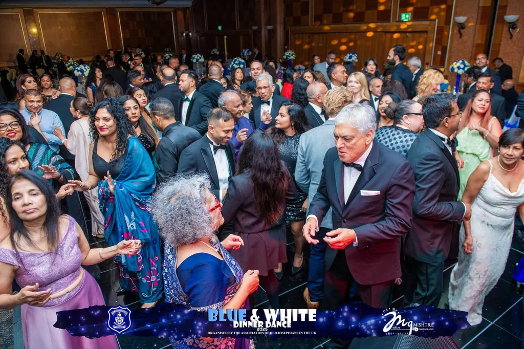 Guests filling the dance floor at the 2025 Blue and White